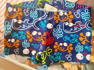 Lote Ropa Bebé 12m: 3 Bañadores y 3 Polos