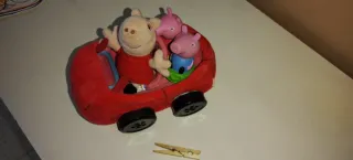 Coche Peluche Peppa Pig con Figuras