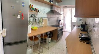 Piso en alquiler en Cruz Roja en Sevilla