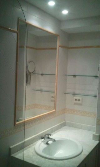 Piso en alquiler en Cruz Roja en Sevilla