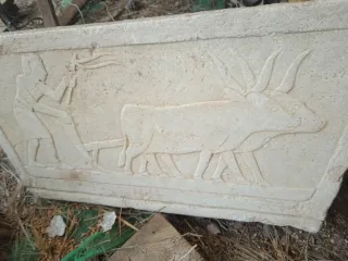 Piedras talladas estilo egipcio