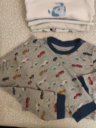 Mono bebé Mickey Mouse