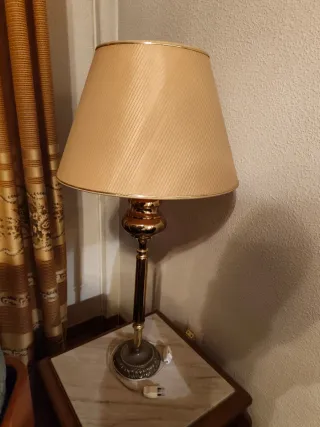 Lámpara de mesa vintage