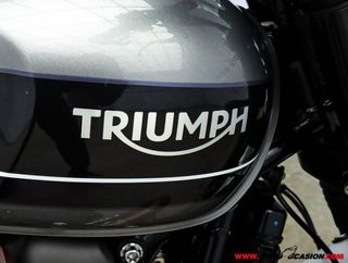 TRIUMPH SPEED TWIN 1200