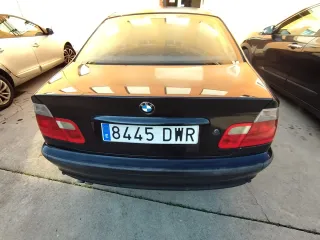 BMW 323i E46 manual