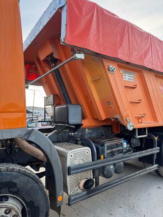 Camión Dumper Mercedes Actros 3336