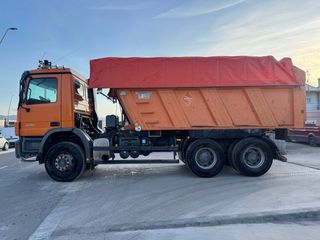 Camión Dumper Mercedes Actros 3336