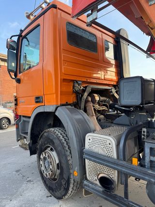 Camión Dumper Mercedes Actros 3336