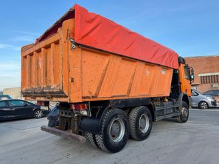 Camión Dumper Mercedes Actros 3336