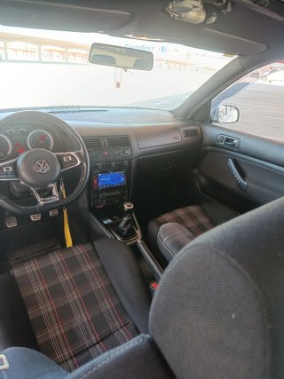 Volkswagen Golf 2003