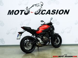 YAMAHA MT-07 ¿A2?
