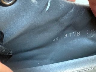 Zapatillas Prada Negras y Rojas