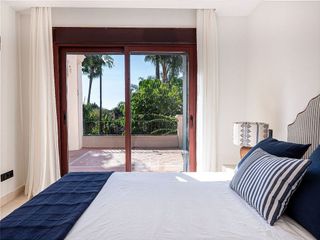 Casa pareada en alquiler en Lomas de Marbella Club - Puente Romano en Marbella