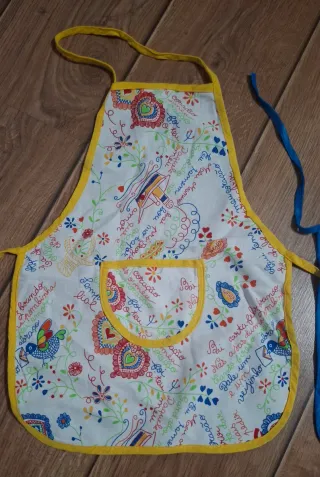 Lote 2 delantales infantiles Portugal