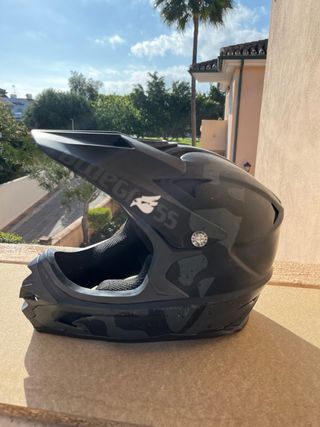 Casco Bluegrass Intox Negro