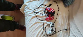 Mando PS4 y PC mi Nr es 643388929