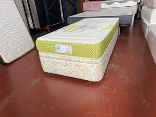 CANAPE Y COLCHON AKUA VISCO 90x190