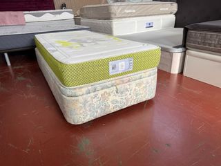 CANAPE Y COLCHON AKUA VISCO 90x190