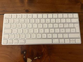 iMac 21.5 i7 16GB. 2019