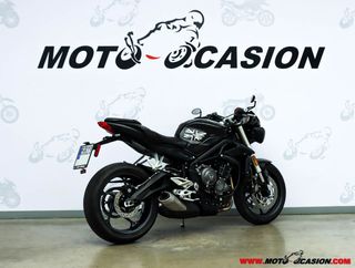 TRIUMPH STREET TRIPLE 660 S ¿A2?