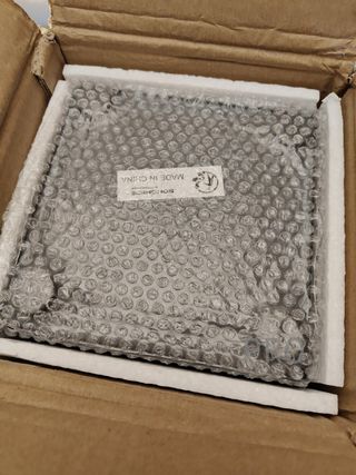 Paragüero de metal cuadrado