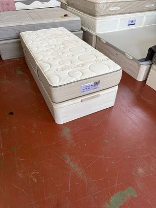 CANAPE Y COLCHON FLEX PARAÍSO VISCO 90x190