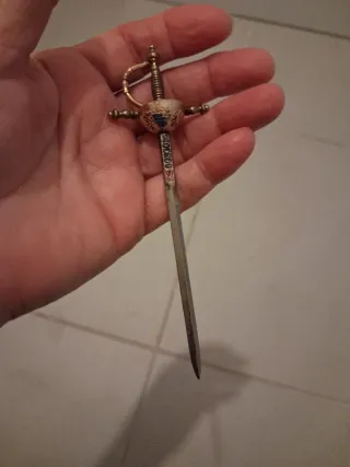 Abrecartas espada Toledo