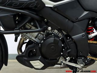 SUZUKI V-STROM 1000