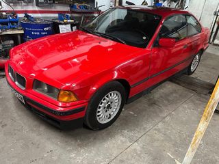 BMW e36 318is coupe
