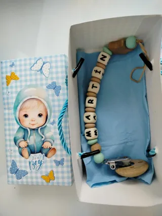 Sujetachupetes personalizado MARTÍN