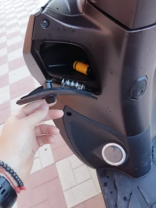 Kymco peolple S marrón cafe