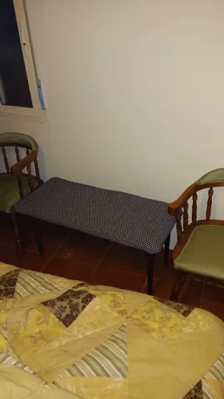 Pareja Sillas Windsor y Descalzador Antiguo