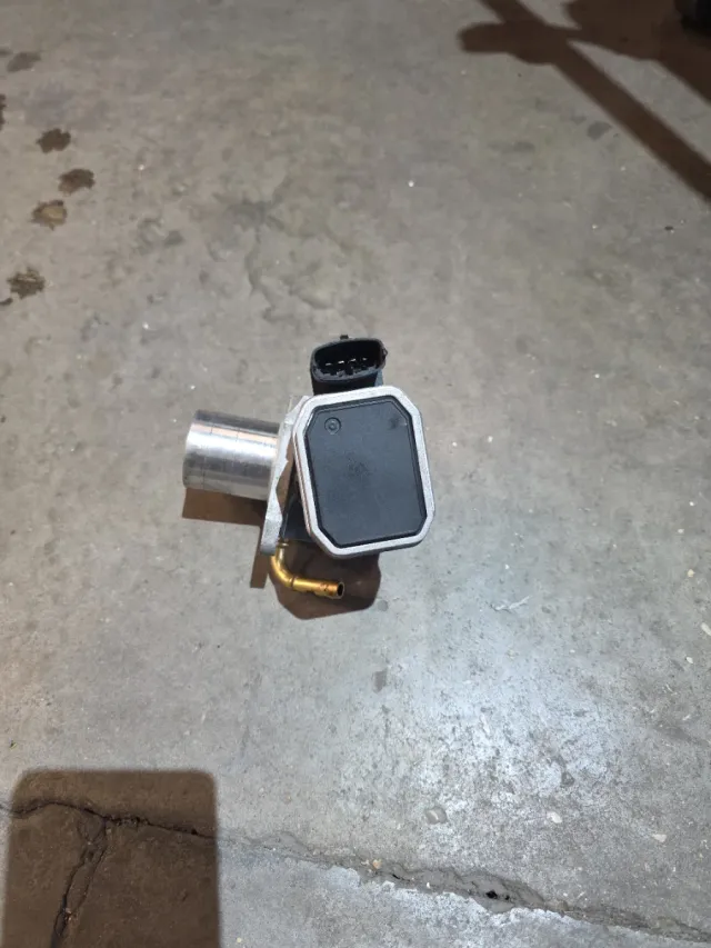 Válvula EGR Opel 2.2 DTI