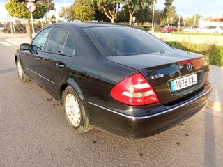 Mercedes-Benz Clase C 2004