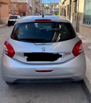 Peugeot 208 2014