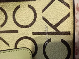 Bolso Calvin Klein Reversible