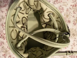 Bolso Calvin Klein Reversible