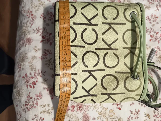 Bolso Calvin Klein  Reversible