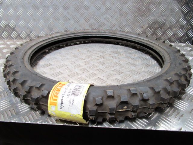 NEUMATICOS NUEVOS A ESTRENAR 70/100-19 42M