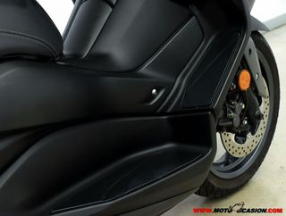 YAMAHA X-MAX 125 -APTA B Y A1-