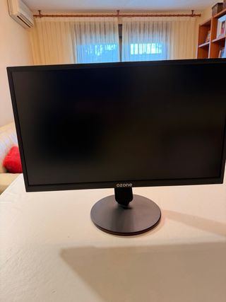 Monitor Ozone 24 240Hz  Altura regulable