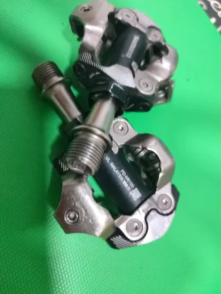 Pedales Shimano XT PD-M8100