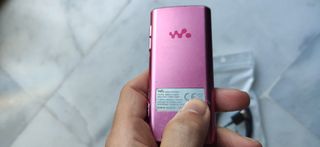 SONY WALKMAN MP3 "NWZ-E454"