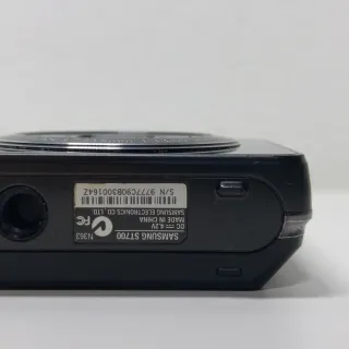 Samsung ST700