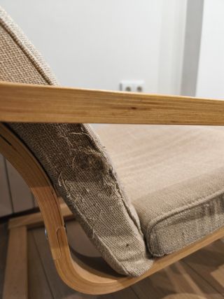 Sillón mecedora con reposapiés