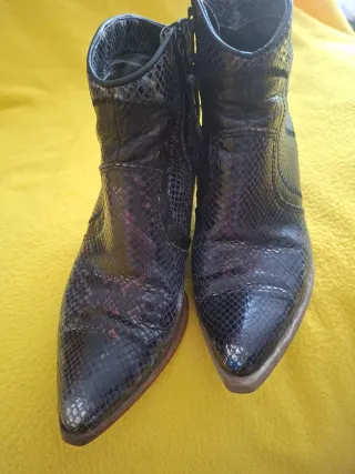 Botines Vintage Piel Serpiente