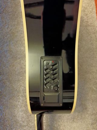 Guitarra Electroacústica Harley Benton D-120