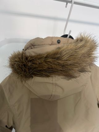 Parka niño con capucha y pelo