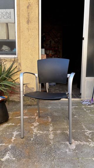 Silla de oficina aluminio y plástico