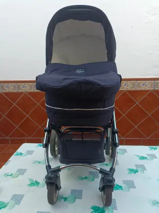 Carro Bebecar Azul Marino